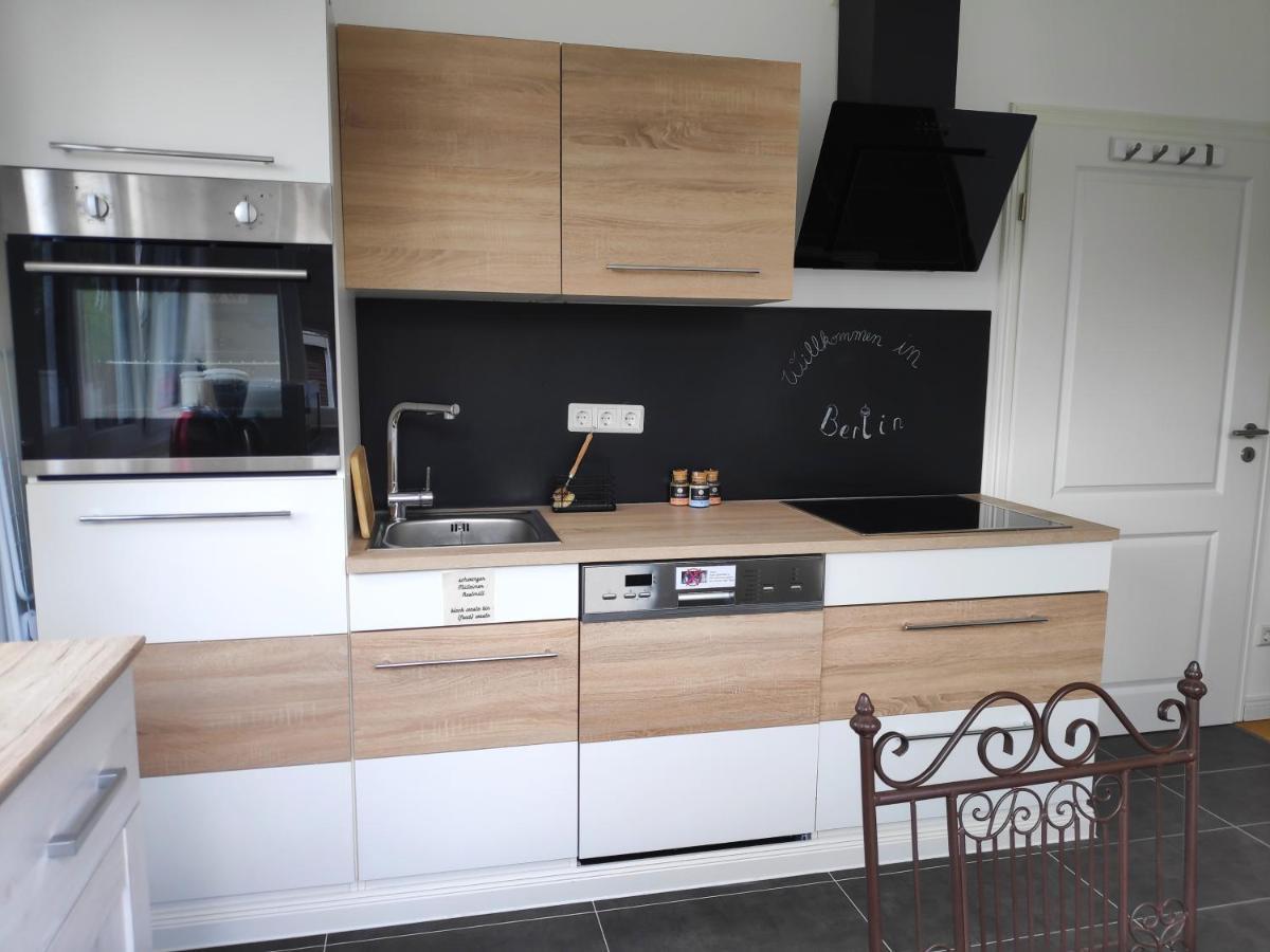 Mini-Apartment Ruhig Und Verkehrsguenstig In Берлин Экстерьер фото